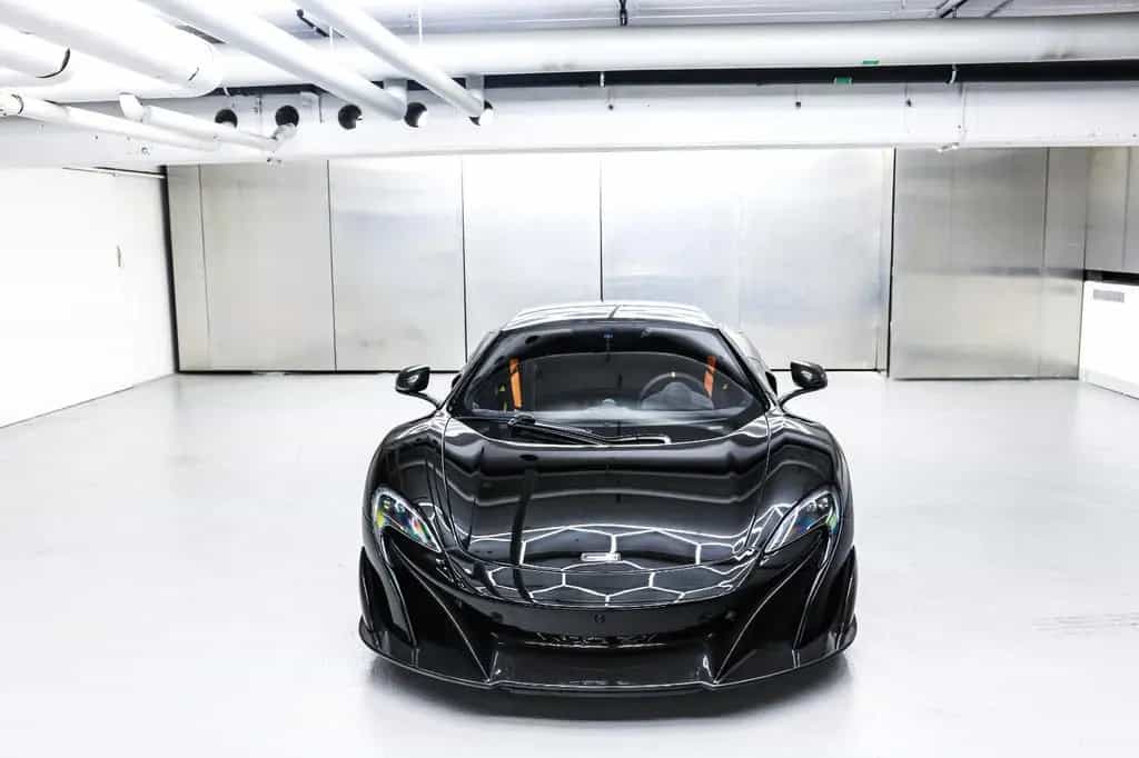 McLaren 675LT Coupe Scheckheft Carbondach 06/2016-photo-3