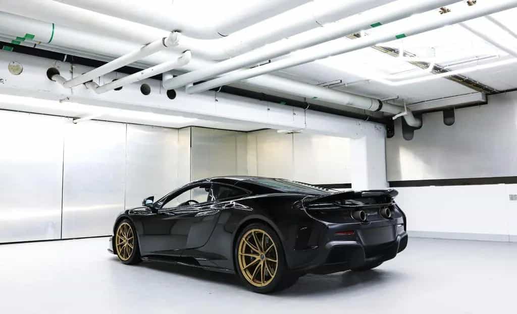 McLaren 675LT Coupe Scheckheft Carbondach 06/2016-photo-4