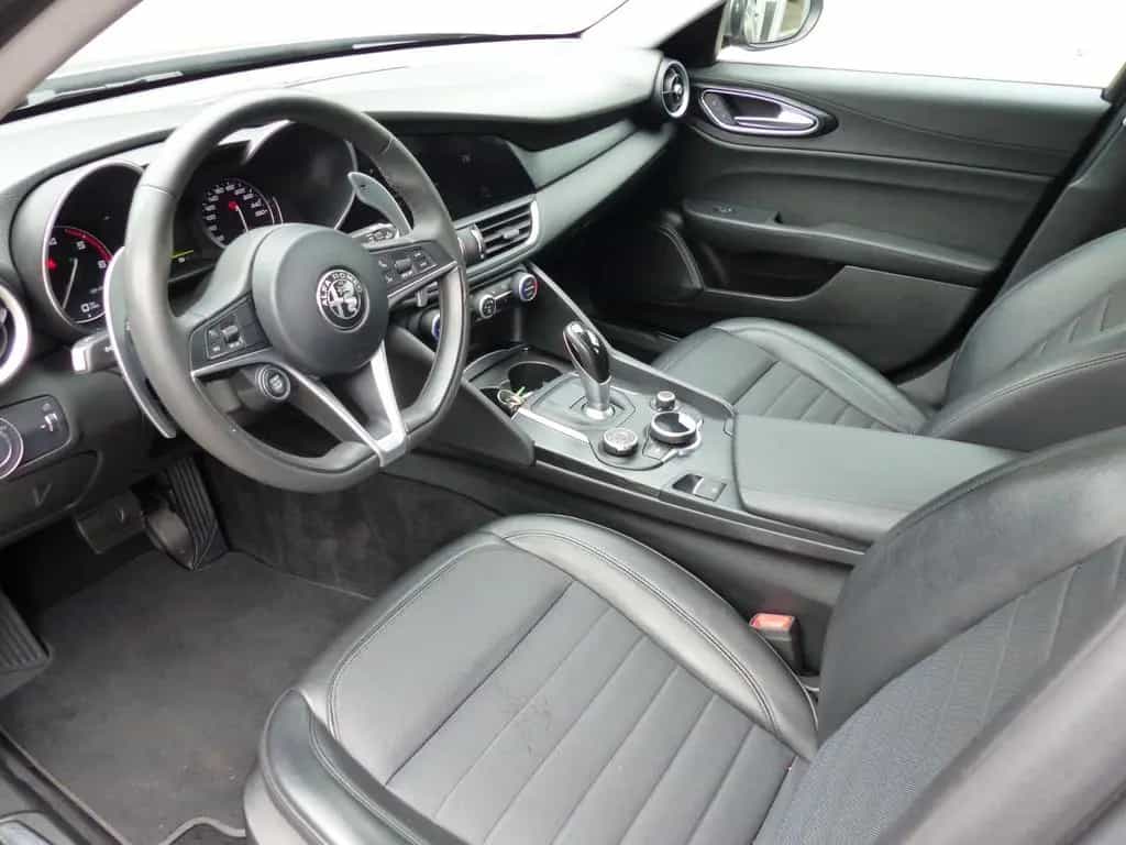 Alfa Romeo Giulia 2.2 Diesel AT8 Super Leder,Navi,Bi-Xenon 09/2016-photo-9