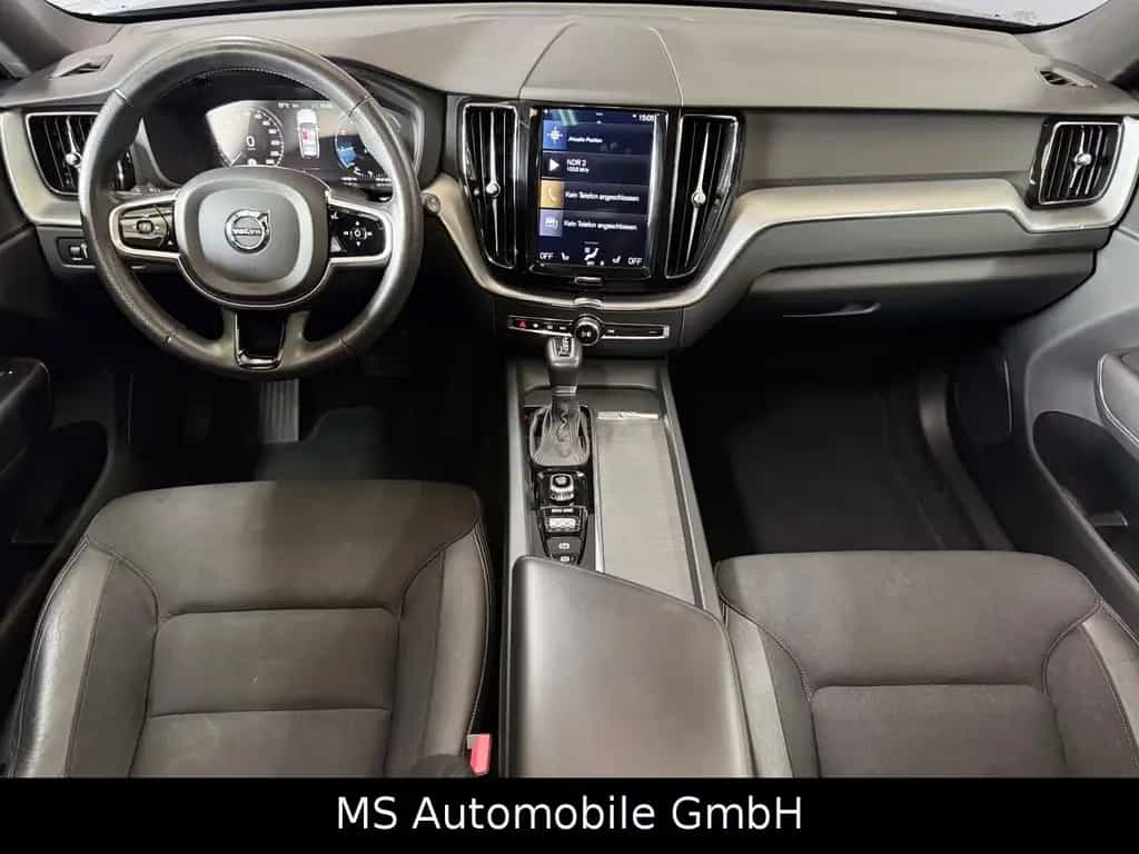 Volvo XC60 XC 60 XC60 Momentum AWD LED / Panoramadach 03/2018-photo-11