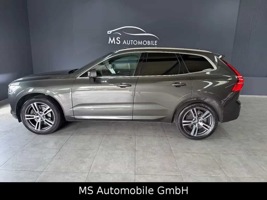 Volvo XC60 XC 60 XC60 Momentum AWD LED / Panoramadach 03/2018-photo-2