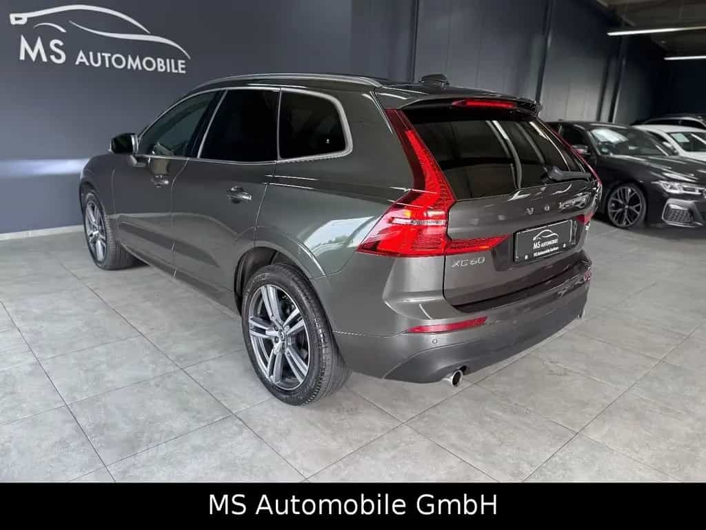 Volvo XC60 XC 60 XC60 Momentum AWD LED / Panoramadach 03/2018-photo-3