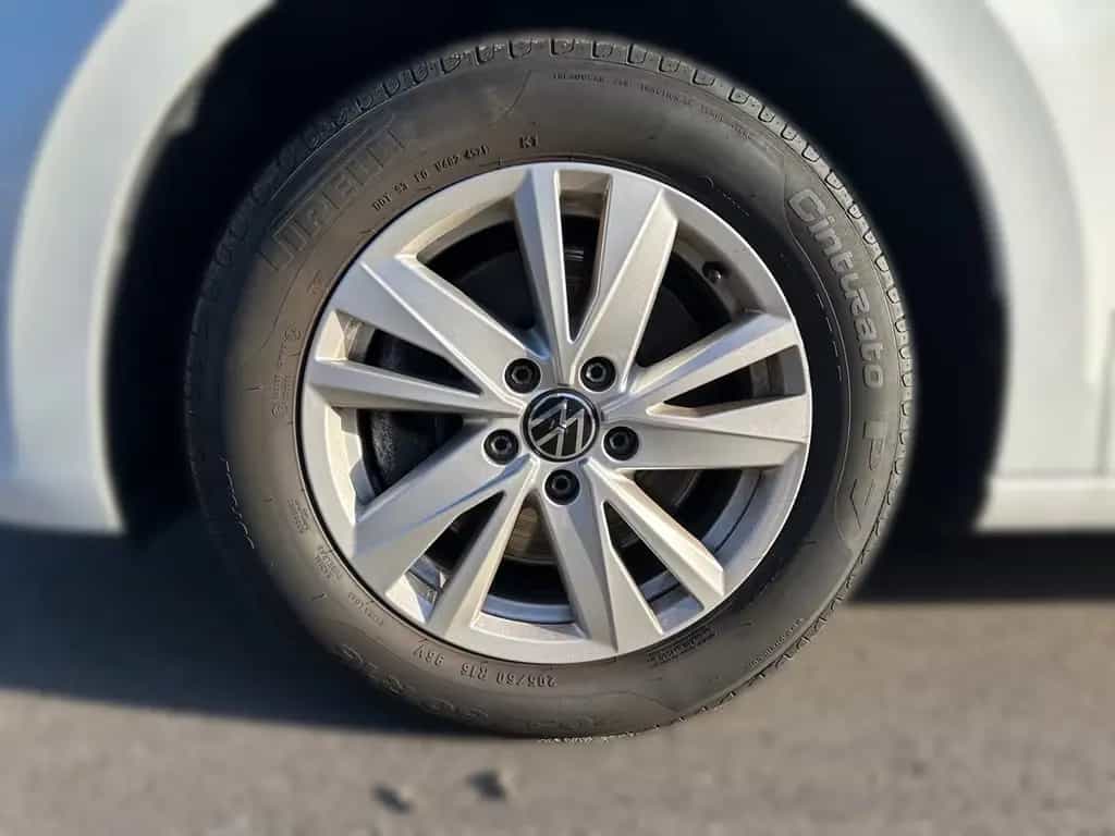 Volkswagen Touran 1.5 TSI DSG COMFORT *LED *ACC *RKAM *NAVI 03/2022-photo-6