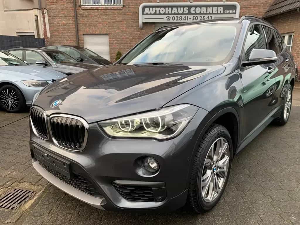 BMW X1 sDrive 18 i Automatik Sport Lederenkrad 08/2017-photo-0