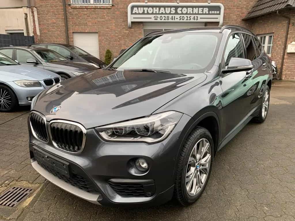 BMW X1 sDrive 18 i Automatik Sport Lederenkrad 08/2017-photo-15
