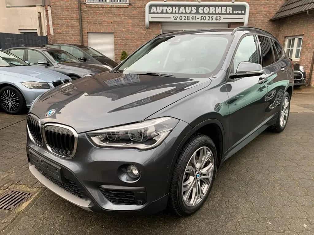 BMW X1 sDrive 18 i Automatik Sport Lederenkrad 08/2017-photo-2