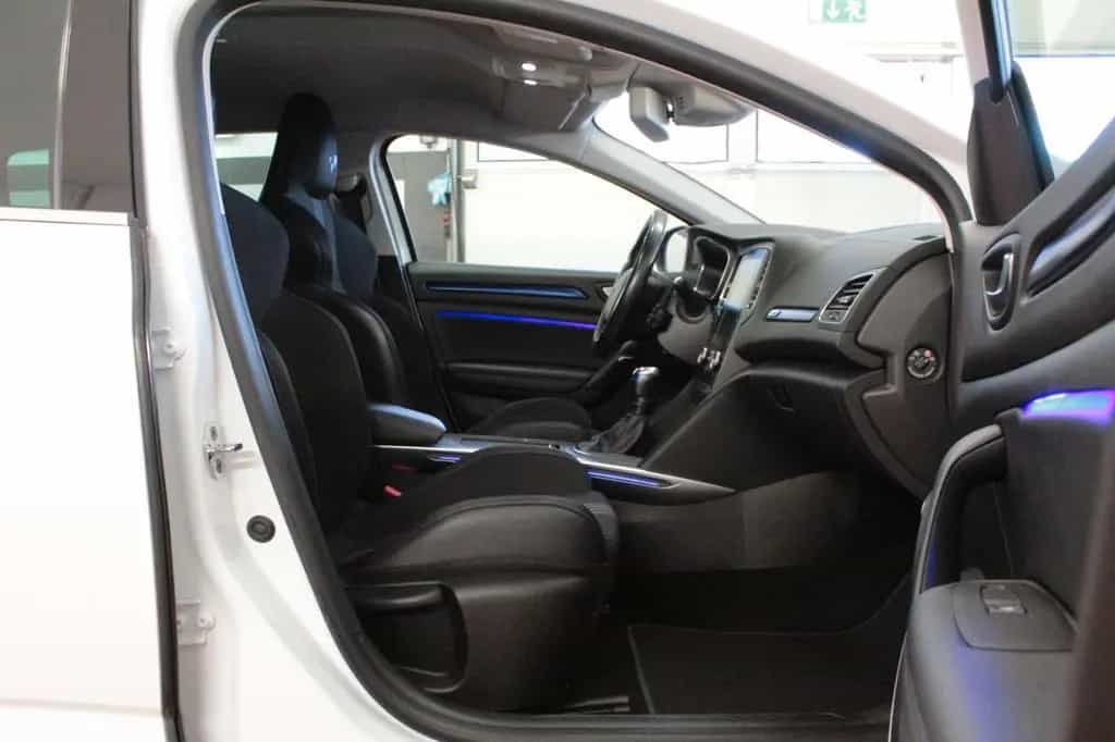 Renault Megane TCe 130 GT Line Grdt*R-Link*Sitzhzg* 08/2018-photo-10