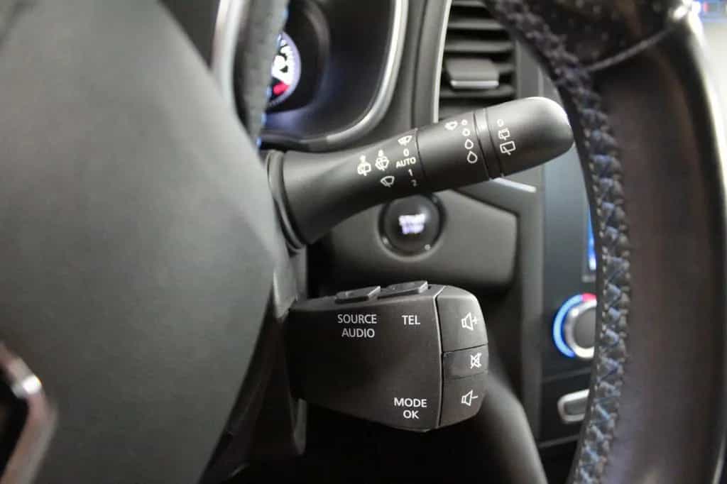 Renault Megane TCe 130 GT Line Grdt*R-Link*Sitzhzg* 08/2018-photo-28