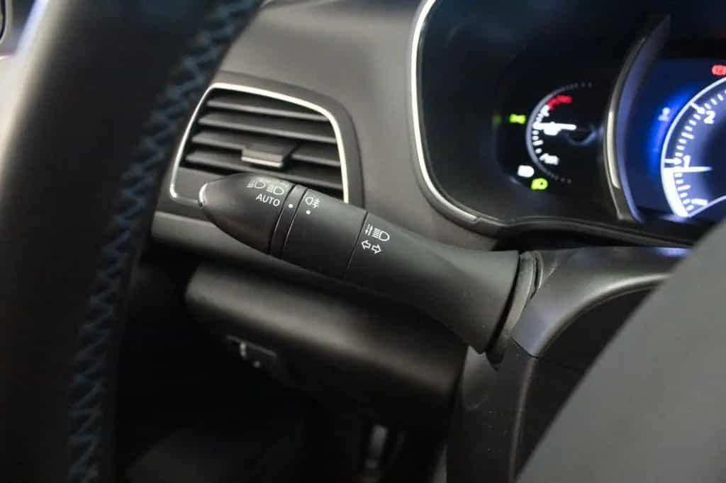 Renault Megane TCe 130 GT Line Grdt*R-Link*Sitzhzg* 08/2018-photo-29