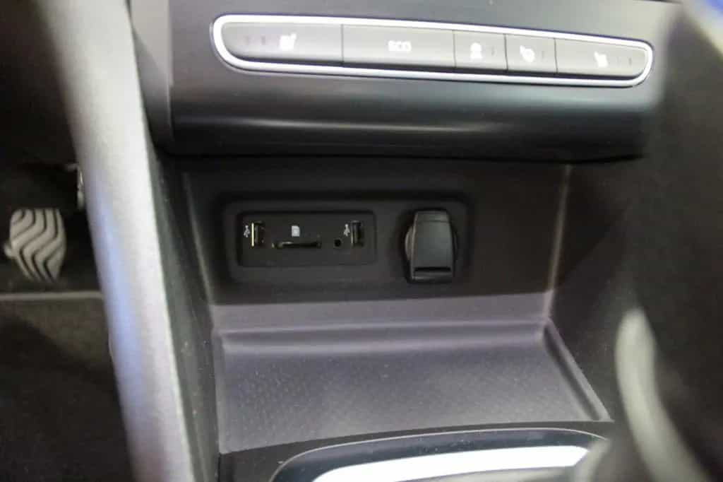 Renault Megane TCe 130 GT Line Grdt*R-Link*Sitzhzg* 08/2018-photo-33