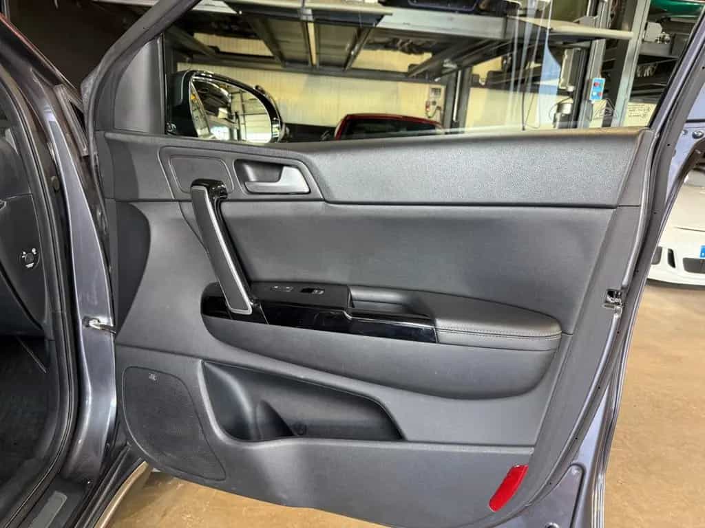 Kia Sportage GT-Line 4WD LEDER/CAM/AUTOMATIK/2.HAND 07/2016-photo-17