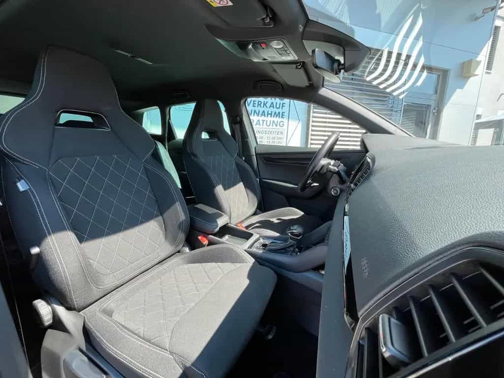 Skoda Karoq 1.5 TSI DSG Sportline KESSY AHK KAM MATRIX 06/2023-photo-6