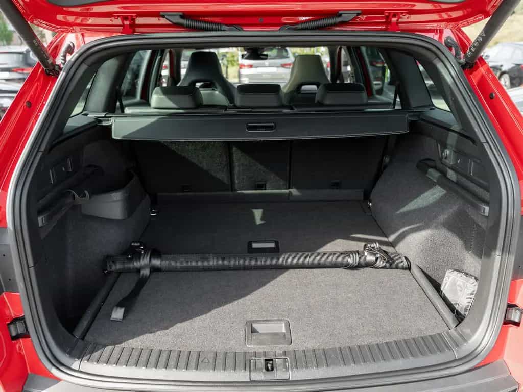 Skoda Kodiaq SPORTLINE 1.5 TSI 6-GANG DCC Kam. Navi LM 06/2022-photo-28