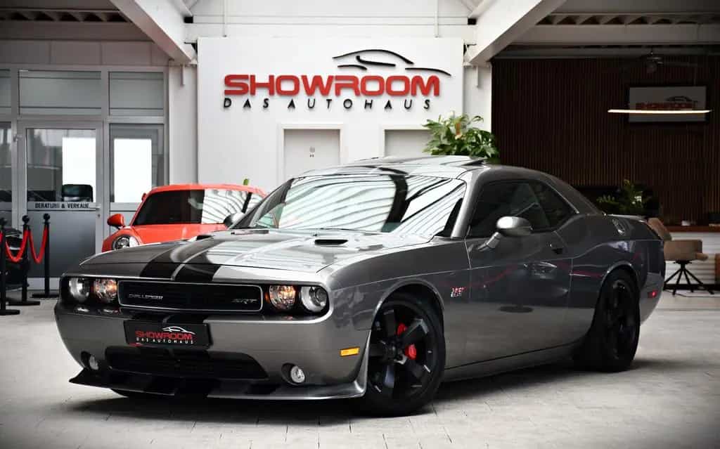 Dodge Challenger 6,4 L V8 SRT HEMI MDS 20" 05/2012-photo-1