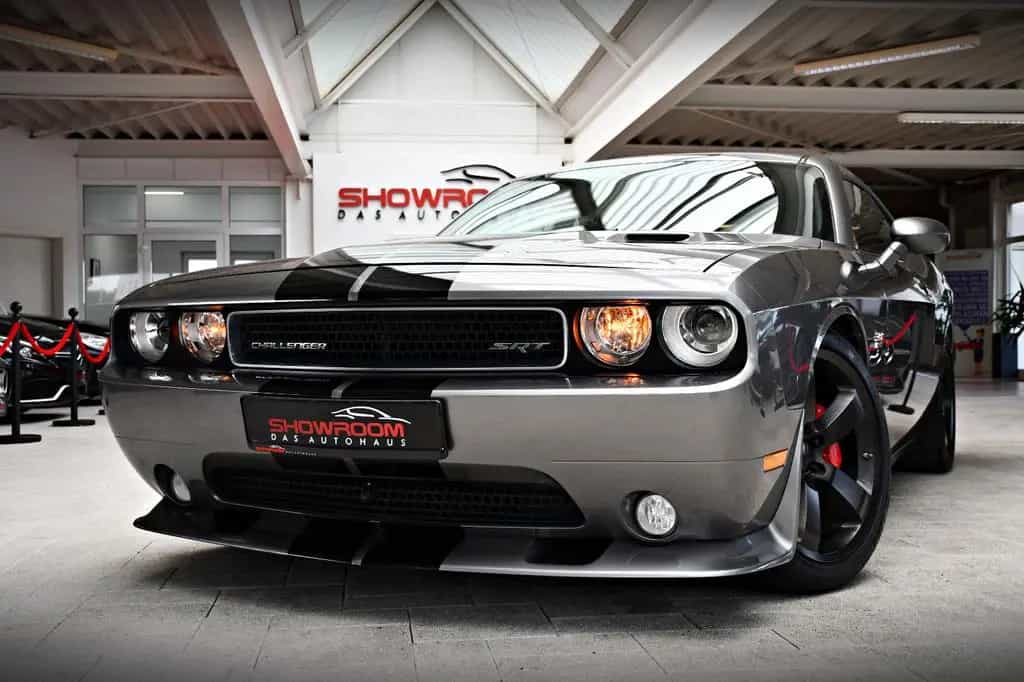 Dodge Challenger 6,4 L V8 SRT HEMI MDS 20" 05/2012-photo-18