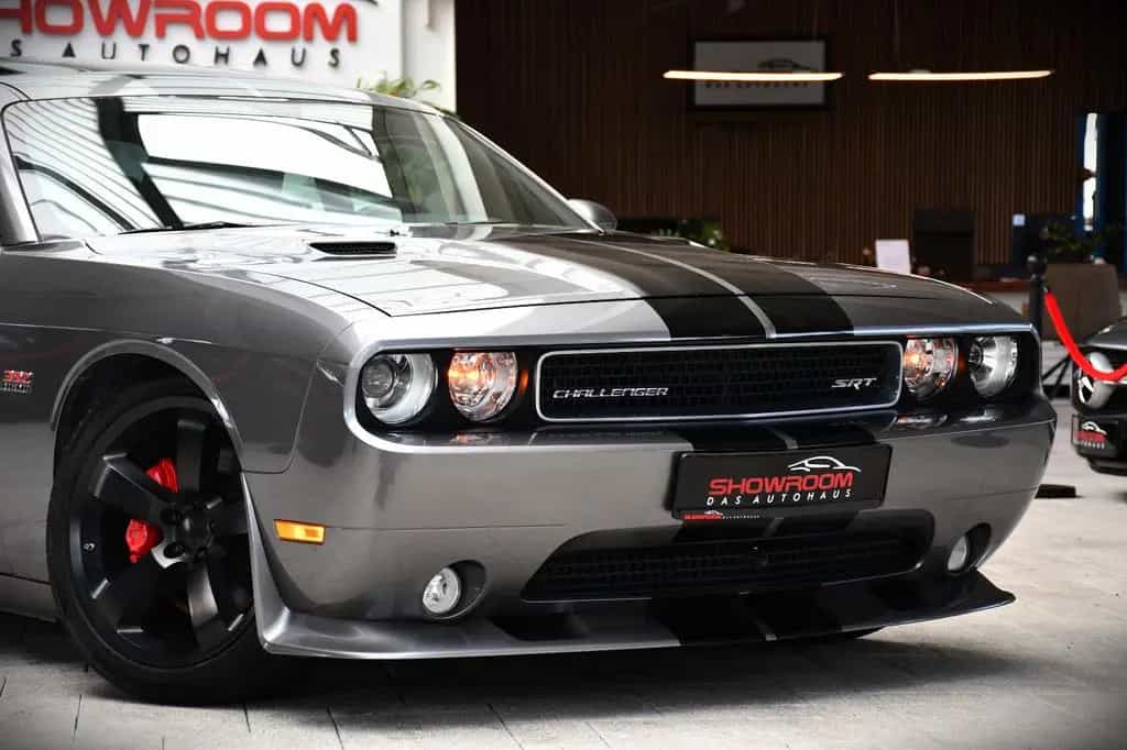 Dodge Challenger 6,4 L V8 SRT HEMI MDS 20" 05/2012-photo-19