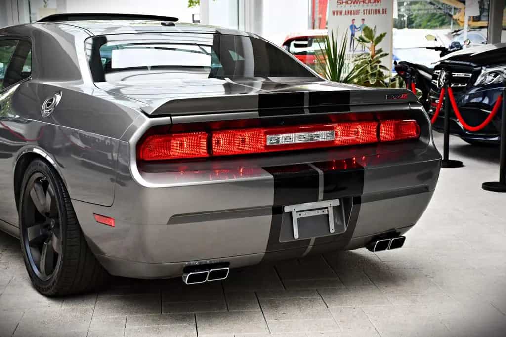 Dodge Challenger 6,4 L V8 SRT HEMI MDS 20" 05/2012-photo-25