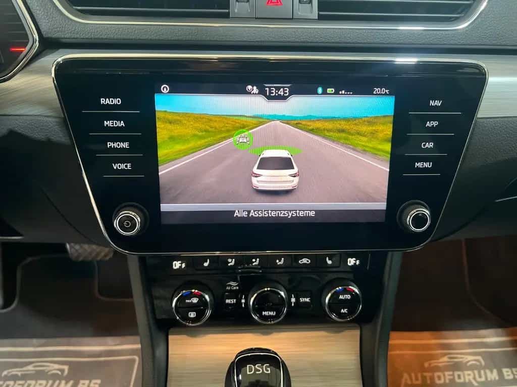 Skoda Superb Combi 2.0TDI DSG/GRA/SHZ/PDC/LED 04/2022-photo-19