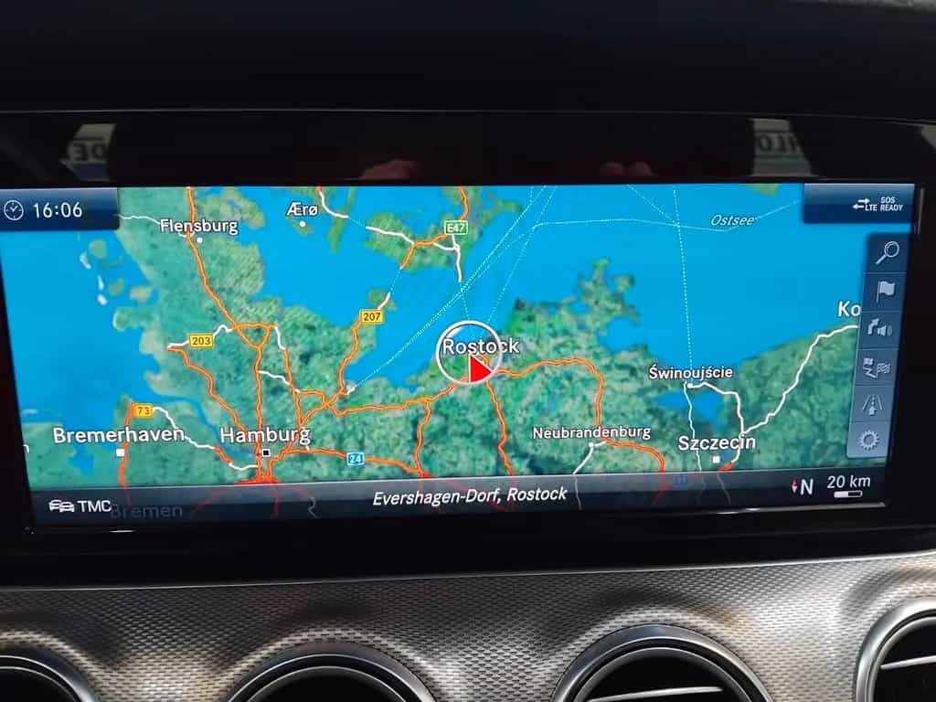 Mercedes-Benz E 200 T Avantgarde 05/2018-photo-12