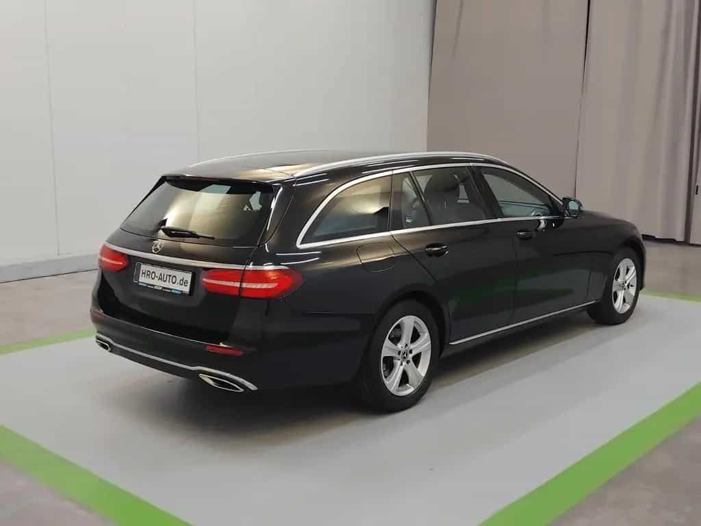 Mercedes-Benz E 200 T Avantgarde 05/2018-photo-2