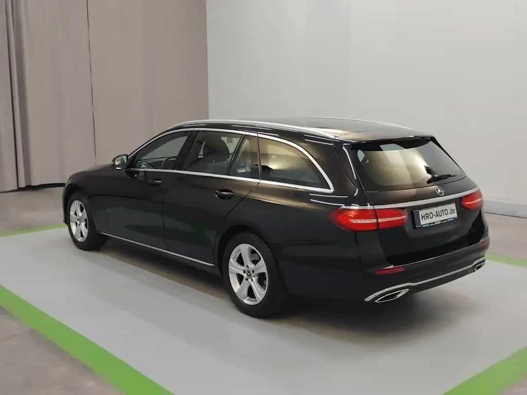 Mercedes-Benz E 200 T Avantgarde 05/2018-photo-3