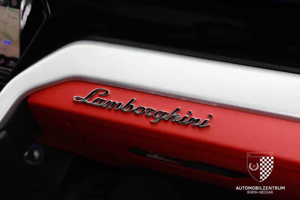 Lamborghini Urus Panorama/Anima/B&O/Massage/360Kam/22" 03/2020-photo-23
