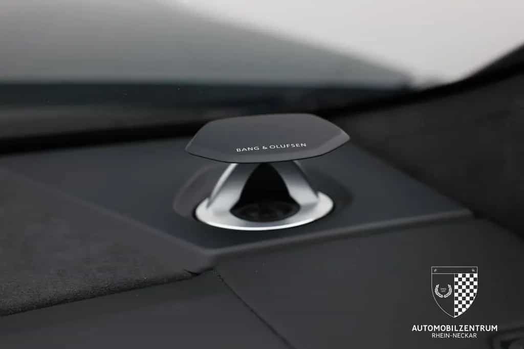 Lamborghini Urus Panorama/Anima/B&O/Massage/360Kam/22" 03/2020-photo-27
