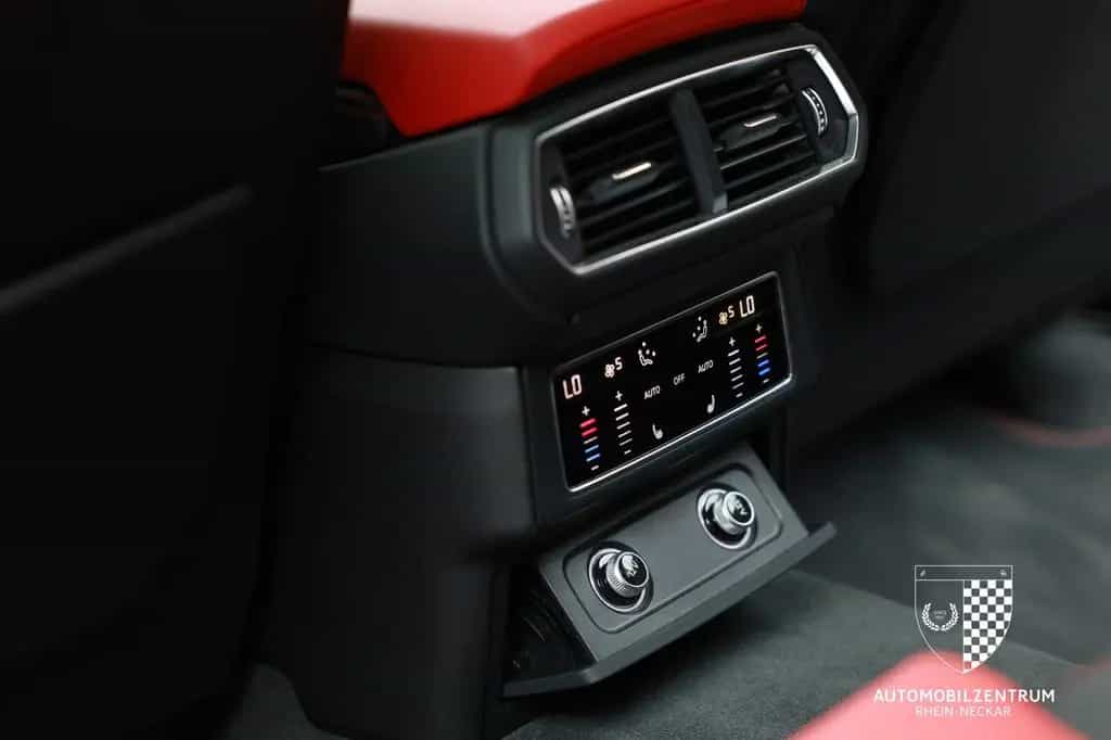 Lamborghini Urus Panorama/Anima/B&O/Massage/360Kam/22" 03/2020-photo-31
