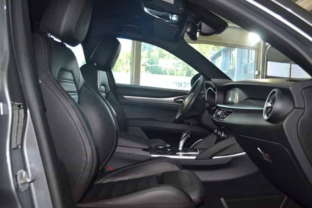 Alfa Romeo Stelvio Super Q4*2.Hand*Kamera*Navi*21 Z.* 09/2019-photo-11