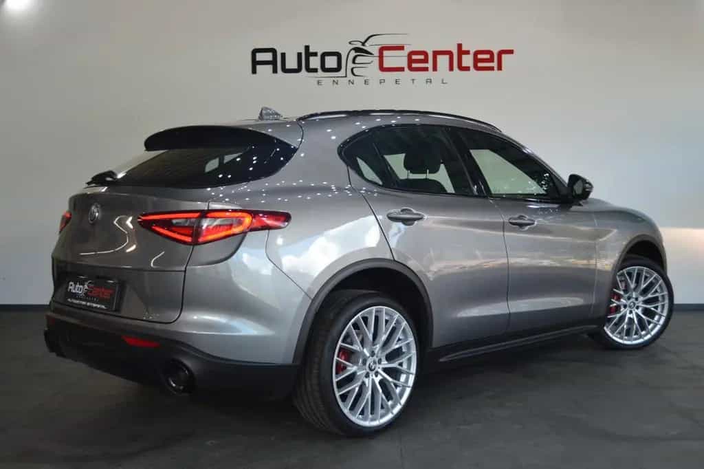 Alfa Romeo Stelvio Super Q4*2.Hand*Kamera*Navi*21 Z.* 09/2019-photo-3