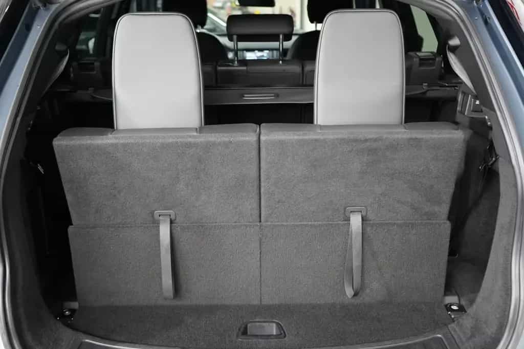 Land Rover Discovery Sport SE AWD*2.Hand*360°Kam.*7-Sitzer 10/2017-photo-10