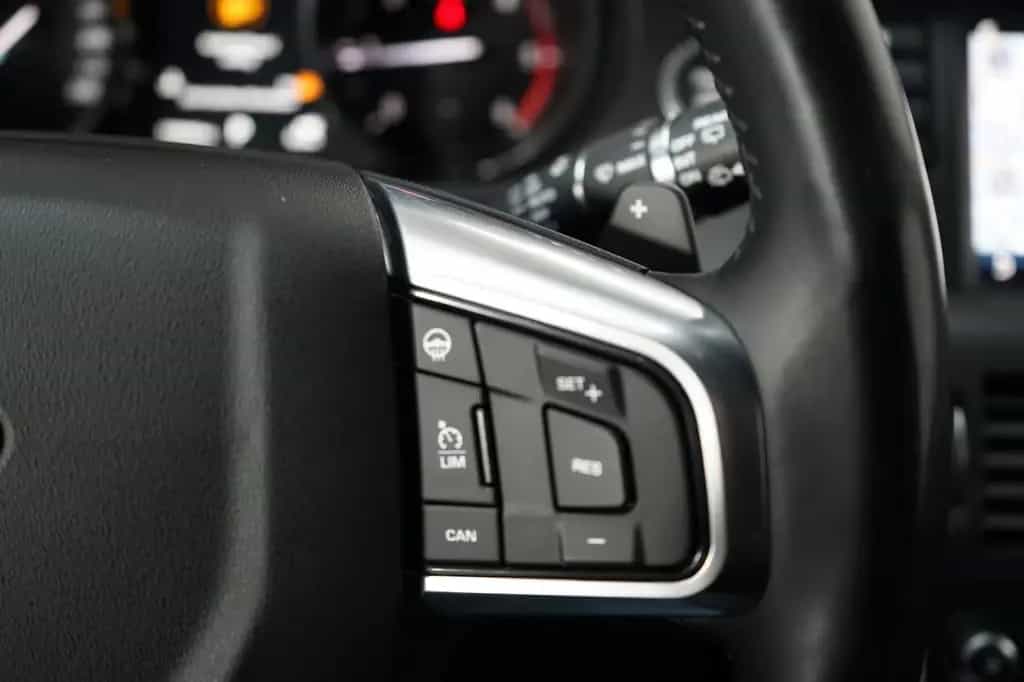 Land Rover Discovery Sport SE AWD*2.Hand*360°Kam.*7-Sitzer 10/2017-photo-21