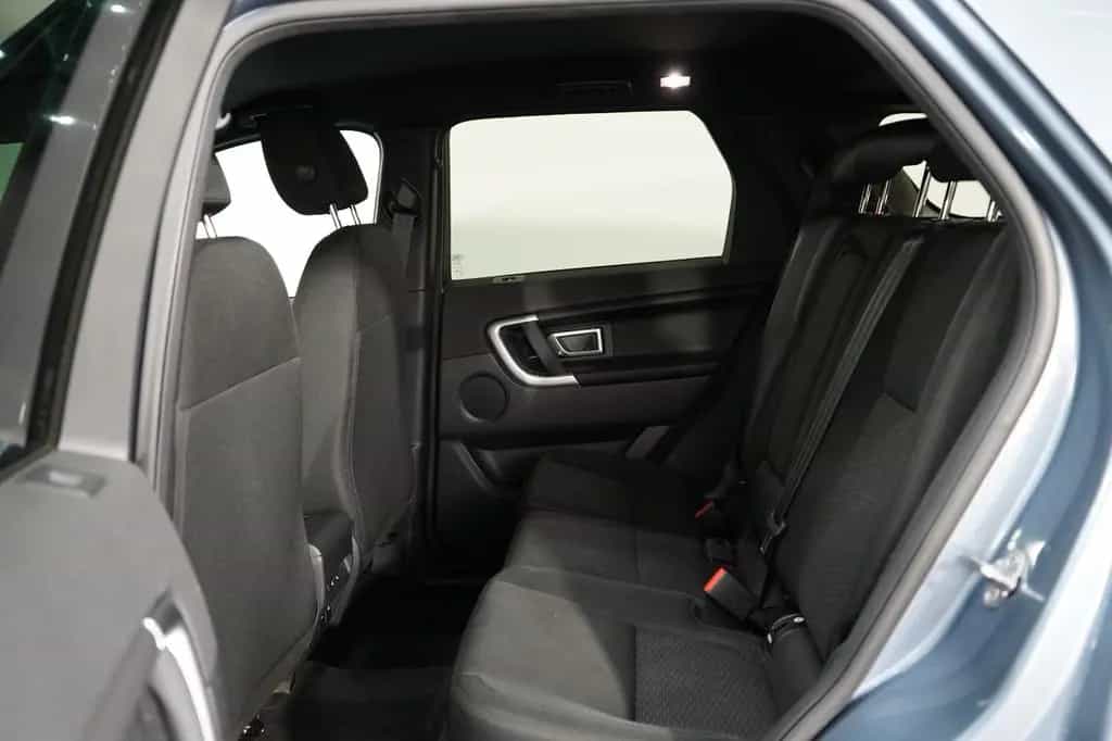 Land Rover Discovery Sport SE AWD*2.Hand*360°Kam.*7-Sitzer 10/2017-photo-6
