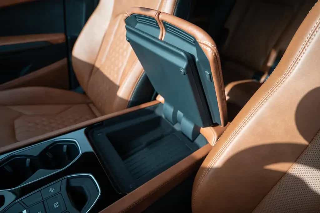 Lamborghini Urus S 23" B&O PANO MASSAGE NACHTSICHT PARK-PAKE 04/2023-photo-21