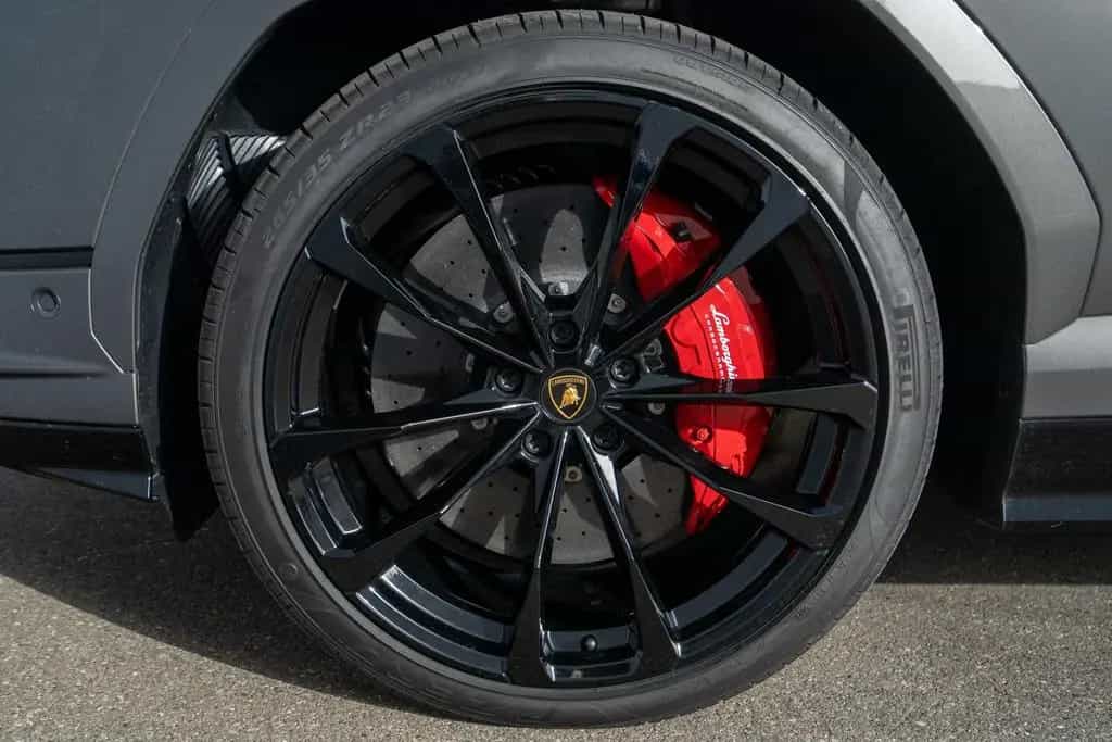 Lamborghini Urus S 23" B&O PANO MASSAGE NACHTSICHT PARK-PAKE 04/2023-photo-8