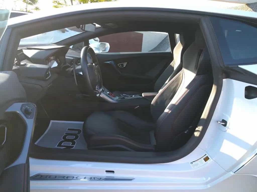 Lamborghini Huracán LP610-4 (2015) 08/2015-photo-10
