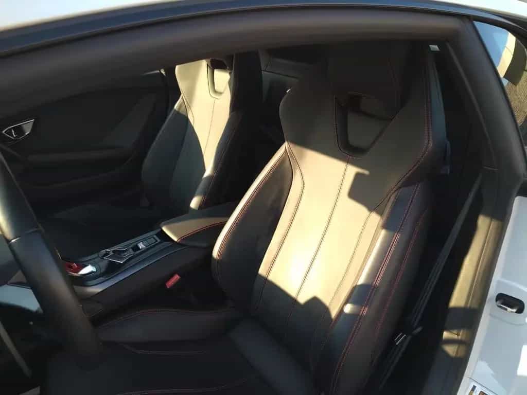 Lamborghini Huracán LP610-4 (2015) 08/2015-photo-11