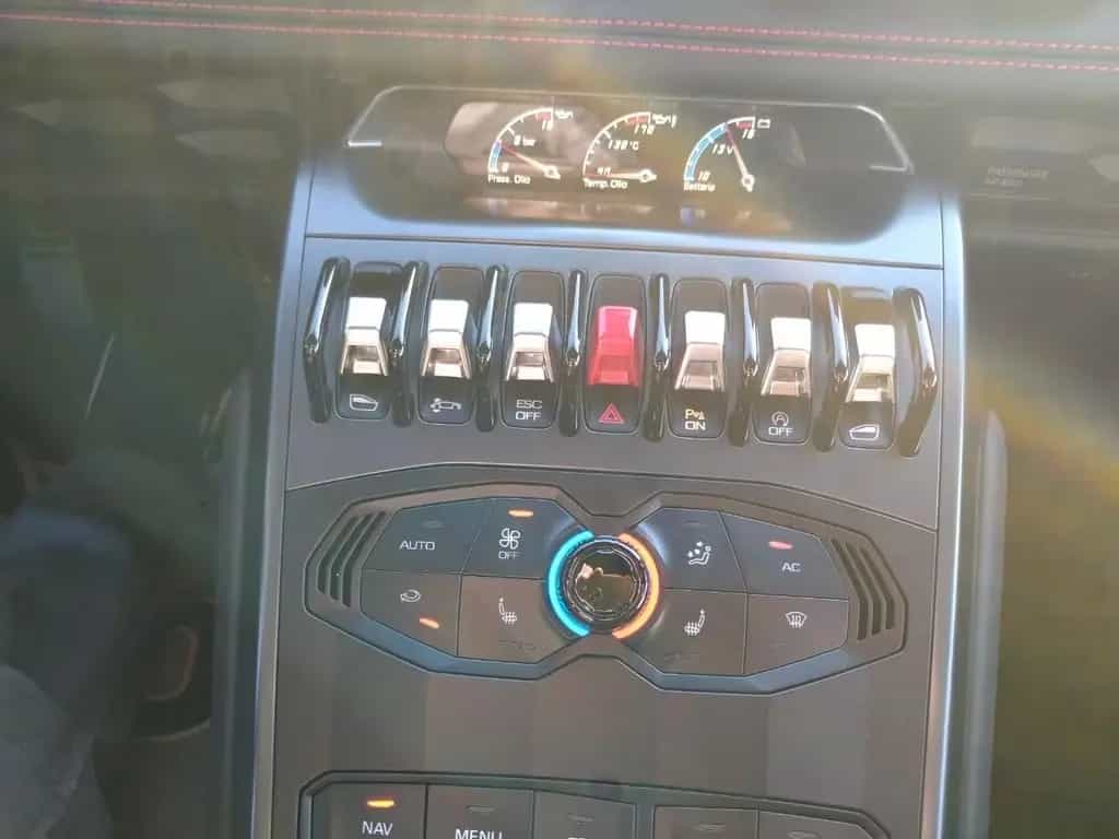 Lamborghini Huracán LP610-4 (2015) 08/2015-photo-15