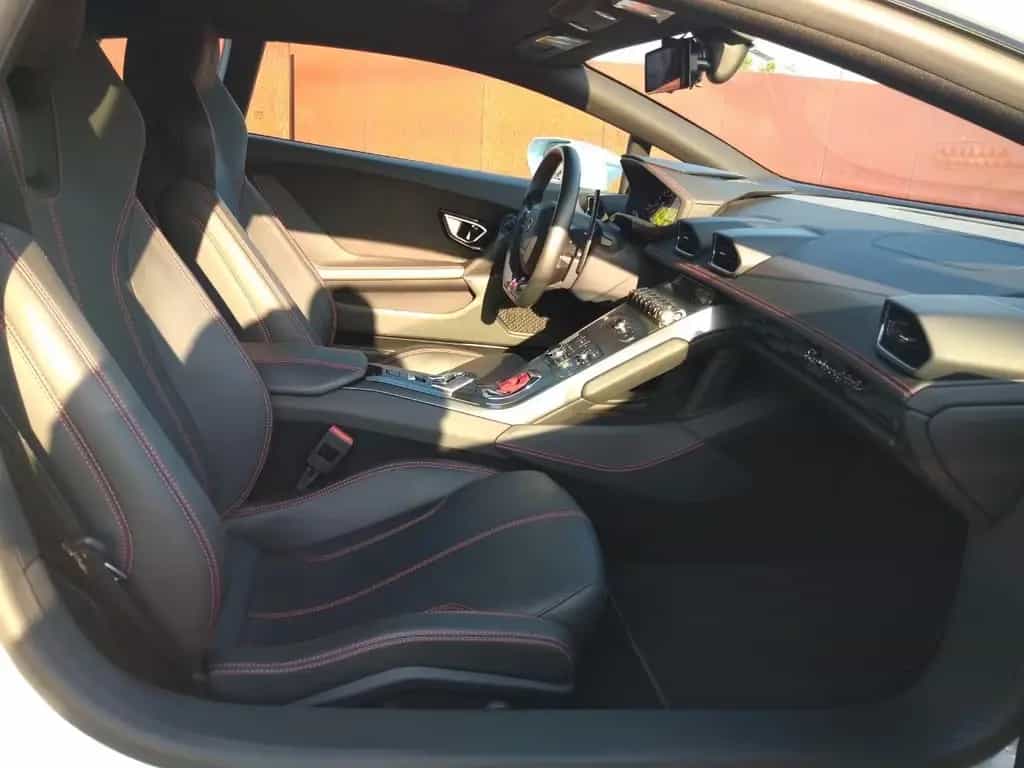 Lamborghini Huracán LP610-4 (2015) 08/2015-photo-19