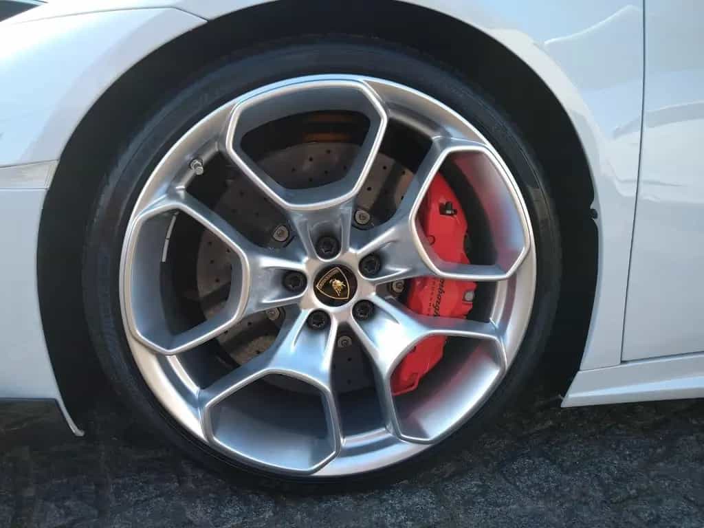 Lamborghini Huracán LP610-4 (2015) 08/2015-photo-8