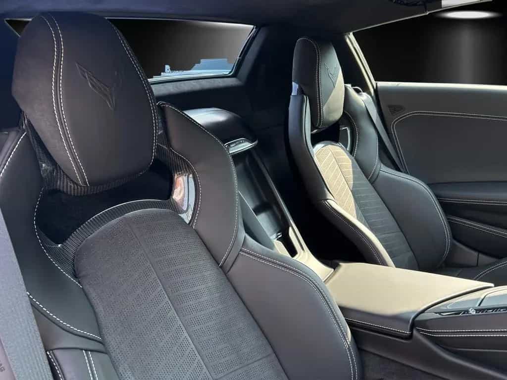 Corvette C8 Cabrio 3LT MY2025 MAGNETIC/LIFT/HYSTERIA PURP null-photo-8
