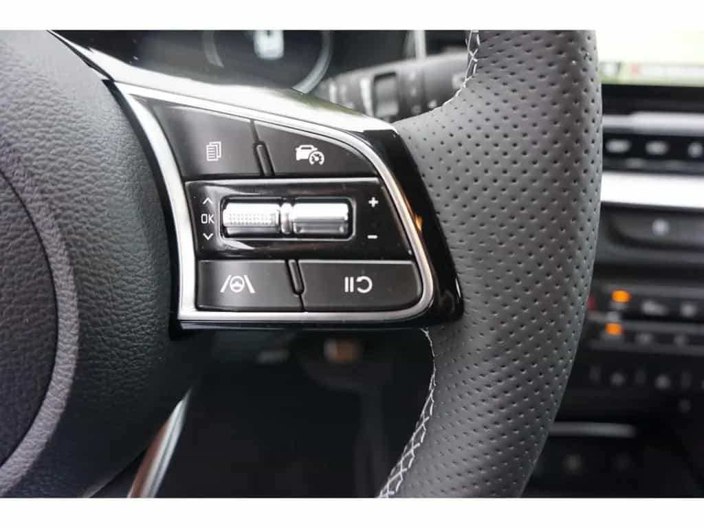 Kia Ceed 1.5T 140 GT Line Navi LED ACC DAB Kamera SH 04/2026-photo-14