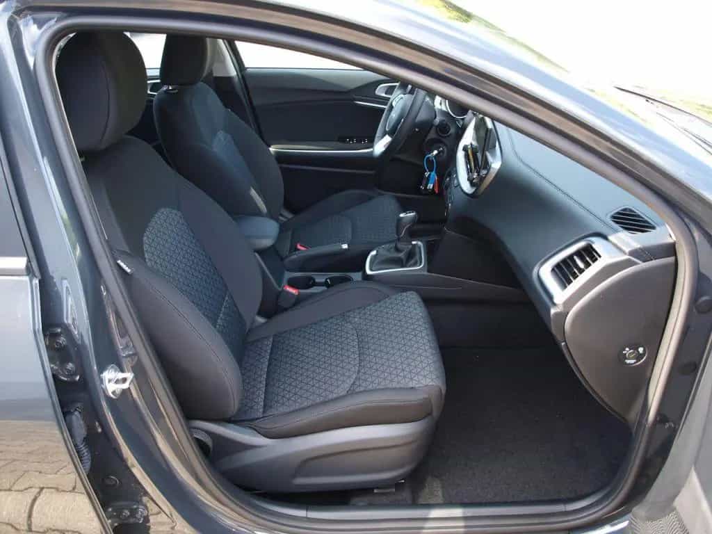 Kia Ceed SW 1.5 T OPF NAVI MJ25 KAMERA SZHZG 08/2025-photo-11