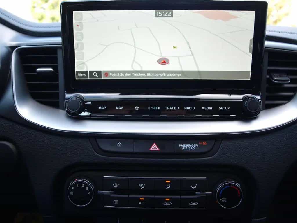 Kia Ceed SW 1.5 T OPF NAVI MJ25 KAMERA SZHZG 08/2025-photo-17