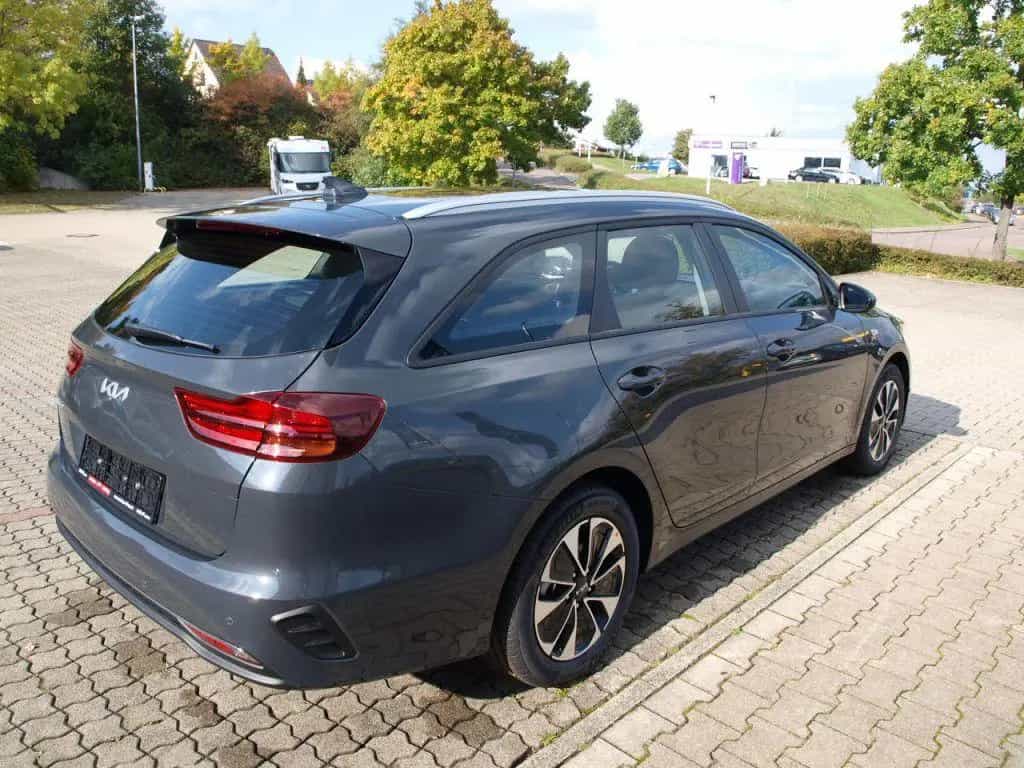 Kia Ceed SW 1.5 T OPF NAVI MJ25 KAMERA SZHZG 08/2025-photo-4