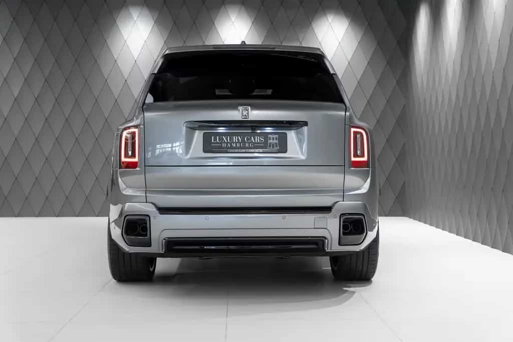 Rolls-Royce Cullinan BLACK BADGE 2026 GREY/RED STARLIGHT VIP 02/2026-photo-5