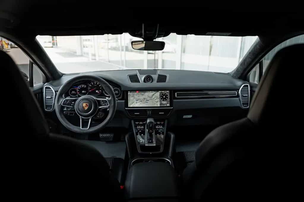 Porsche Cayenne Coupe-Leichtbau Sportpaket-22"-Matrix 10/2020-photo-20
