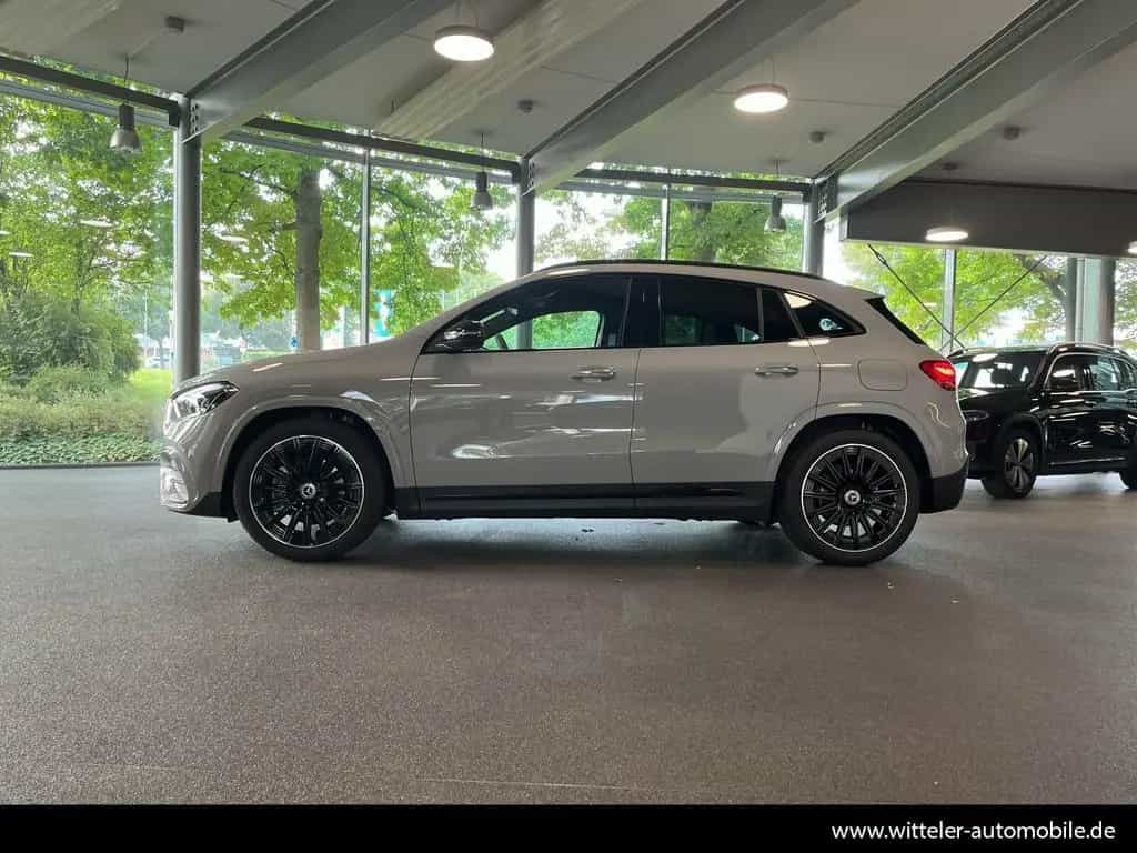 Mercedes-Benz GLA 180 AMG-Line AHK/LED/Kamera/Night/Distronic 08/2025-photo-12