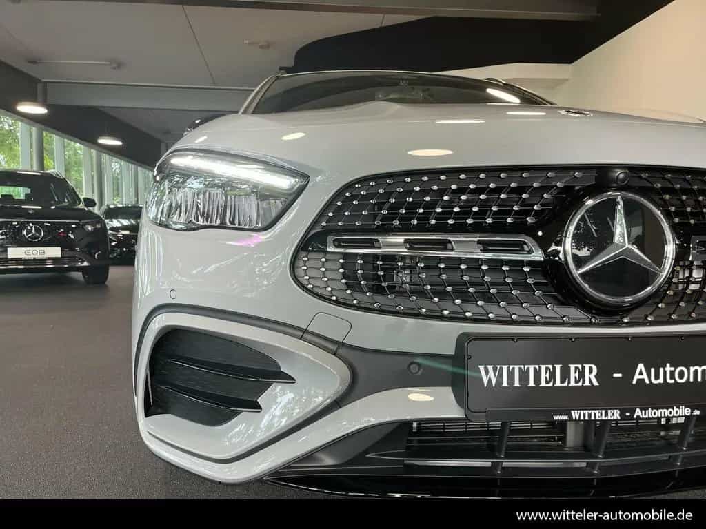 Mercedes-Benz GLA 180 AMG-Line AHK/LED/Kamera/Night/Distronic 08/2025-photo-14