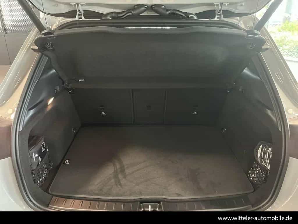 Mercedes-Benz GLA 180 AMG-Line AHK/LED/Kamera/Night/Distronic 08/2025-photo-18